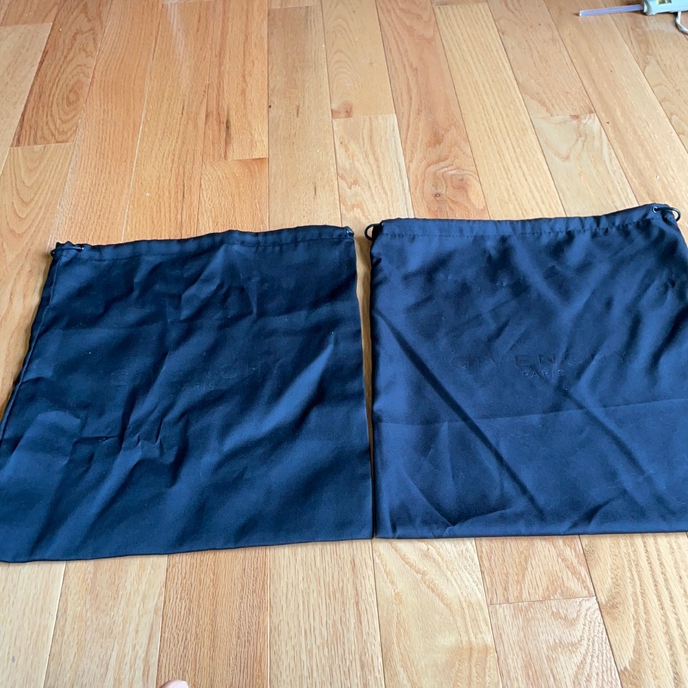 Givenchy dust bag